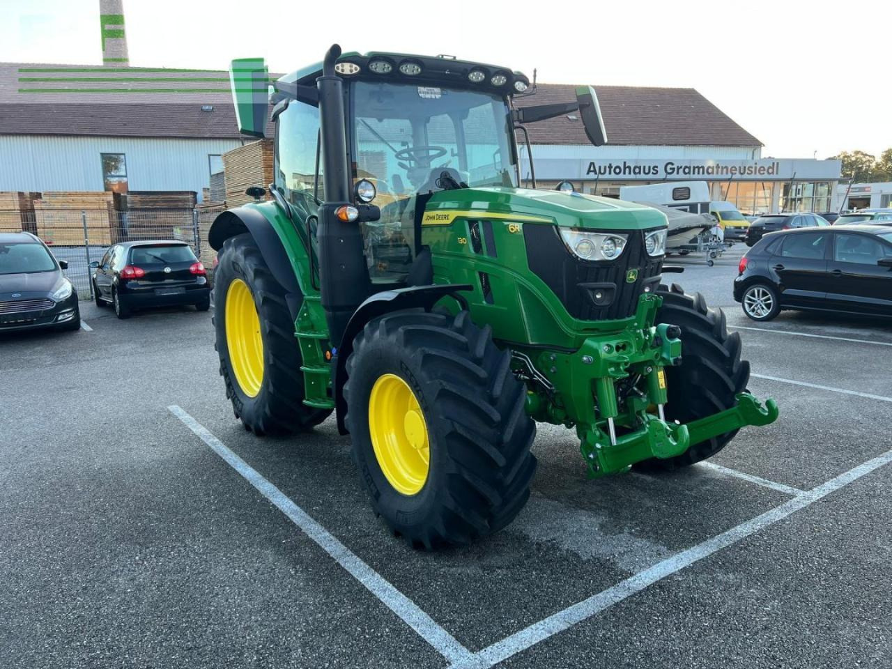 John Deere 6R 130 - Traktor: bilde 4 John Deere 6R 130 - Traktor: bilde 4