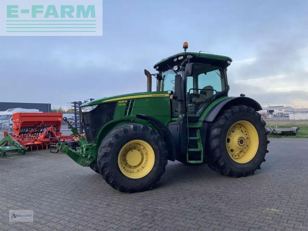 John Deere 7230r - Traktor: bilde 2 John Deere 7230r - Traktor: bilde 2