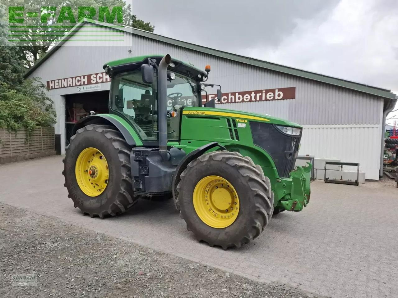 John Deere 7250 r - Traktor: bilde 1 John Deere 7250 r - Traktor: bilde 1