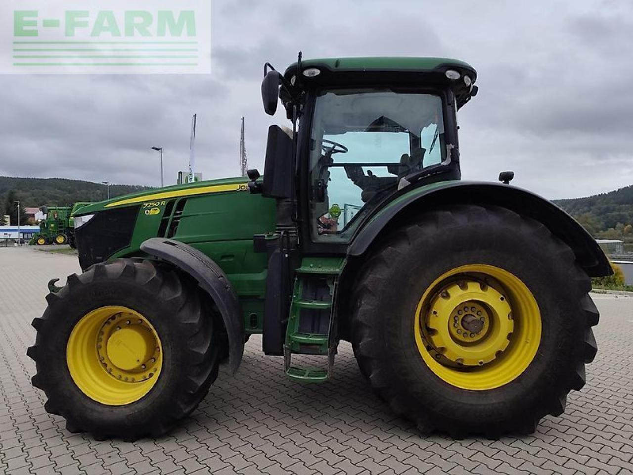 John Deere 7250r - Traktor: bilde 2 John Deere 7250r - Traktor: bilde 2