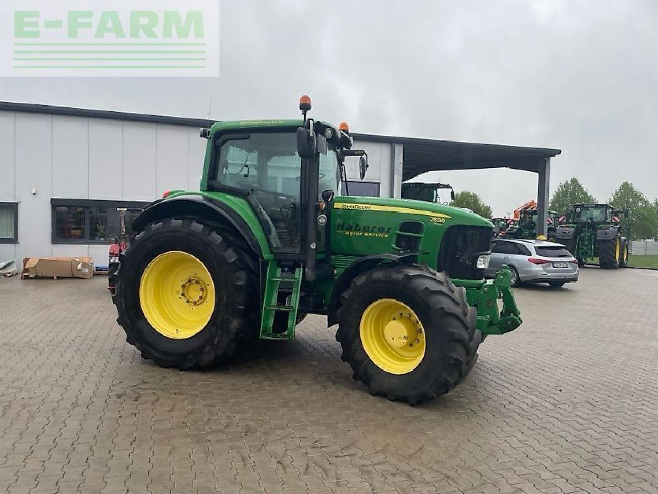 John Deere 7530 - Traktor: bilde 1 John Deere 7530 - Traktor: bilde 1