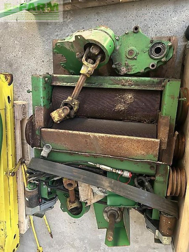 Traktor John Deere 7700: bilde 6 Traktor John Deere 7700: bilde 6