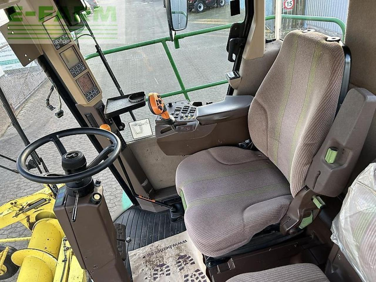 Traktor John Deere 7700: bilde 15 Traktor John Deere 7700: bilde 15
