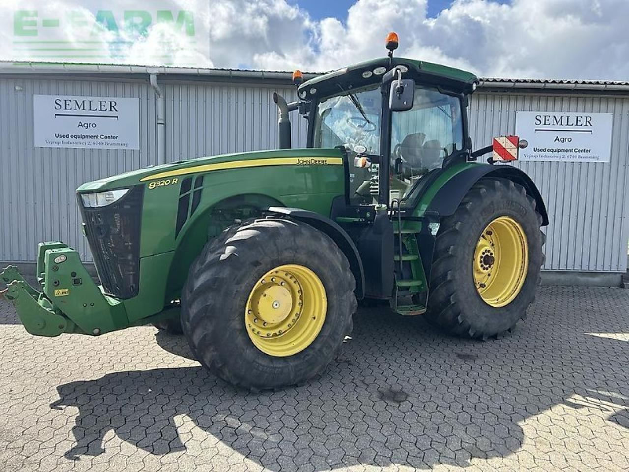 John Deere 8320r - Traktor: bilde 1 John Deere 8320r - Traktor: bilde 1