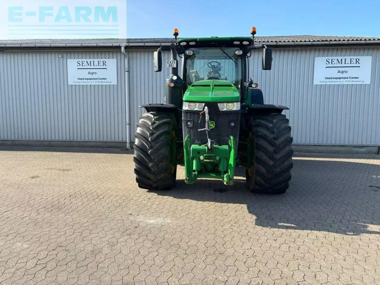 John Deere 8320r - Traktor: bilde 2 John Deere 8320r - Traktor: bilde 2