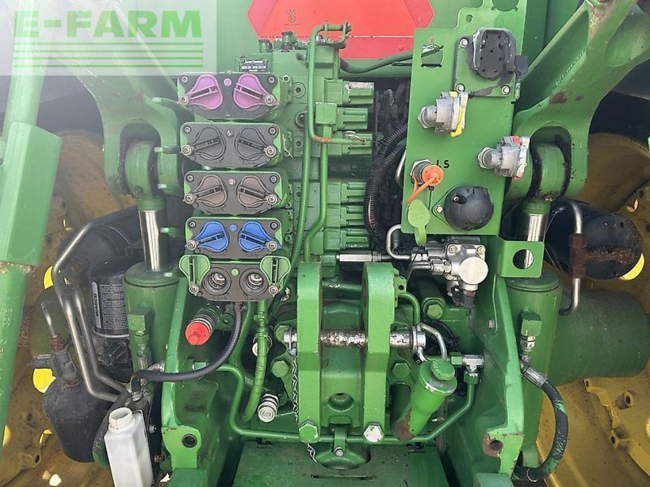 John Deere 8320r - Traktor: bilde 5 John Deere 8320r - Traktor: bilde 5