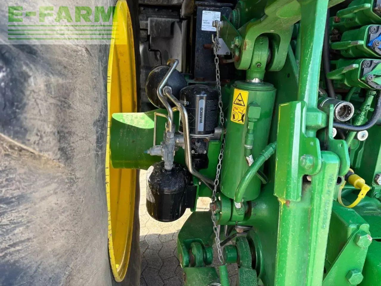 John Deere 8320r - Traktor: bilde 4 John Deere 8320r - Traktor: bilde 4