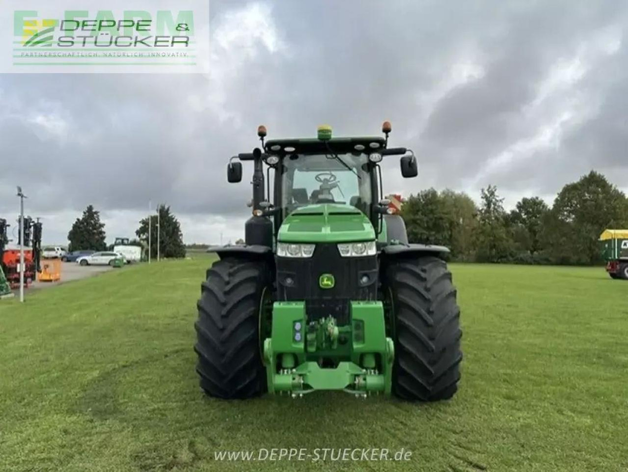 John Deere 8370r - Traktor: bilde 2 John Deere 8370r - Traktor: bilde 2