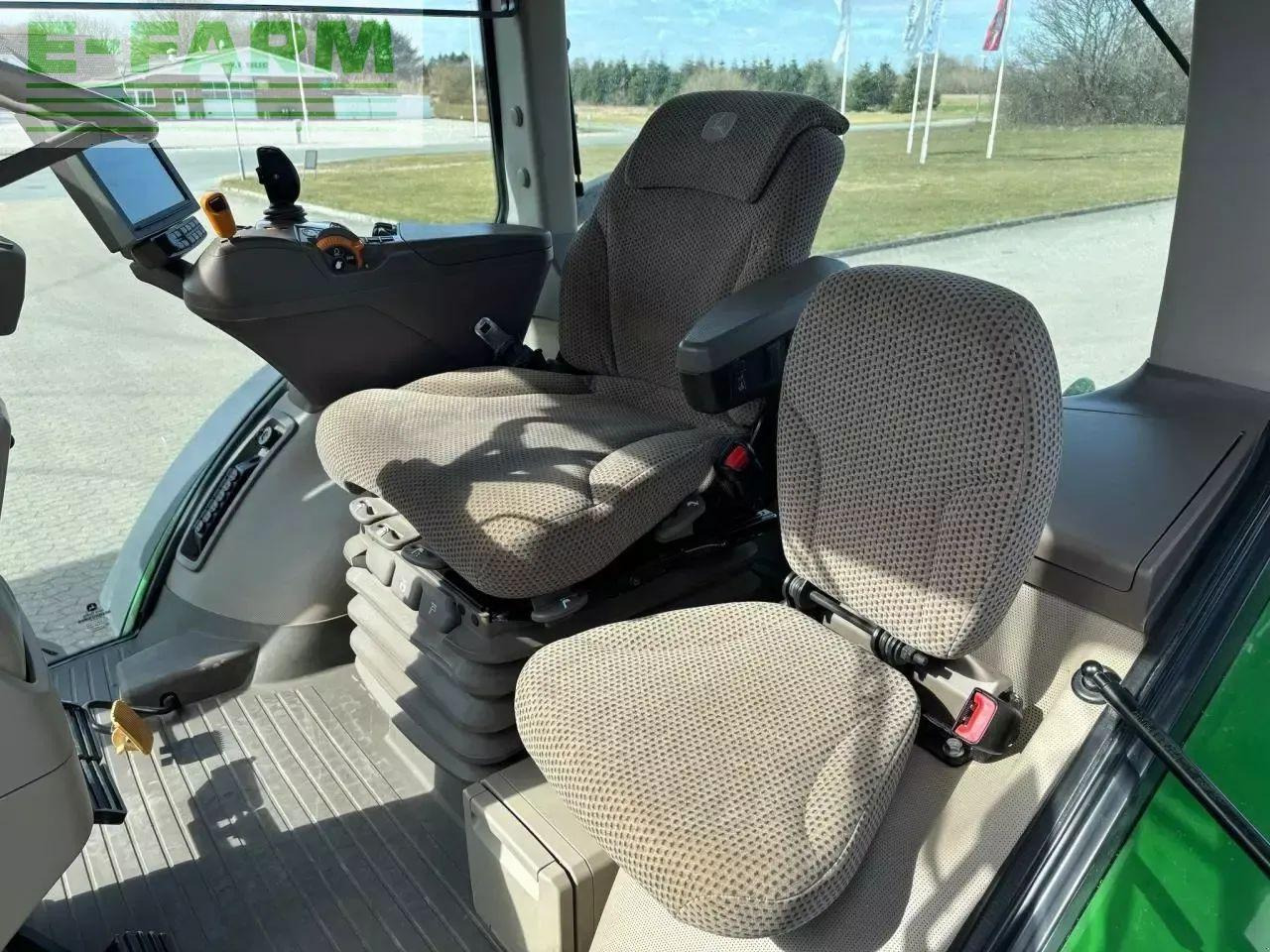John Deere 8400r - Traktor: bilde 4 John Deere 8400r - Traktor: bilde 4
