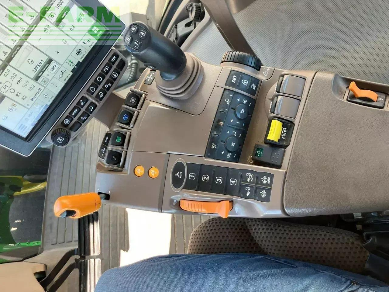 John Deere 8400r - Traktor: bilde 4 John Deere 8400r - Traktor: bilde 4