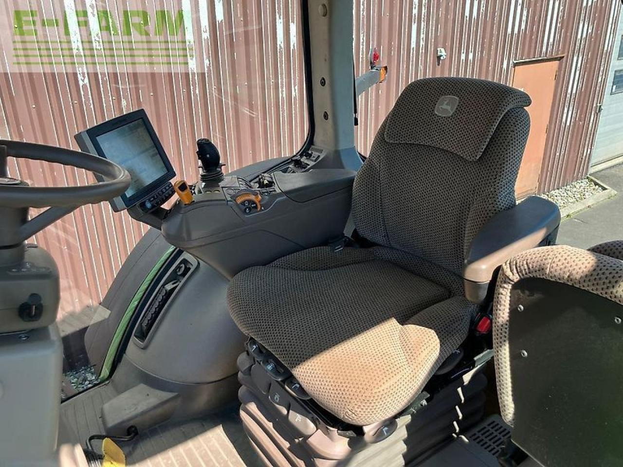 John Deere 8400r - Traktor: bilde 4 John Deere 8400r - Traktor: bilde 4