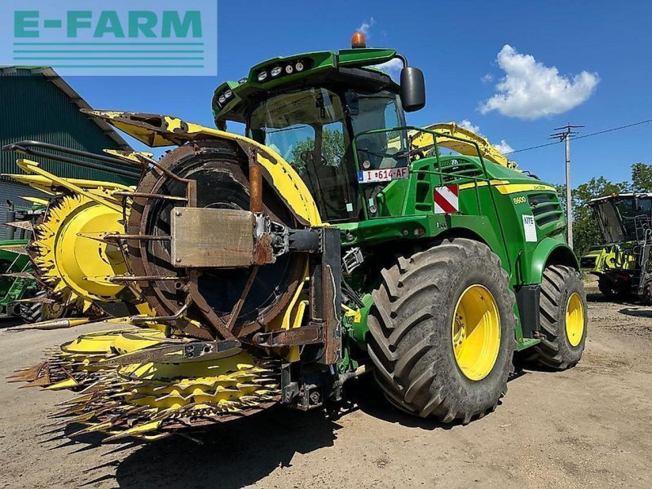 John Deere 8600 - Skurtresker: bilde 1 John Deere 8600 - Skurtresker: bilde 1