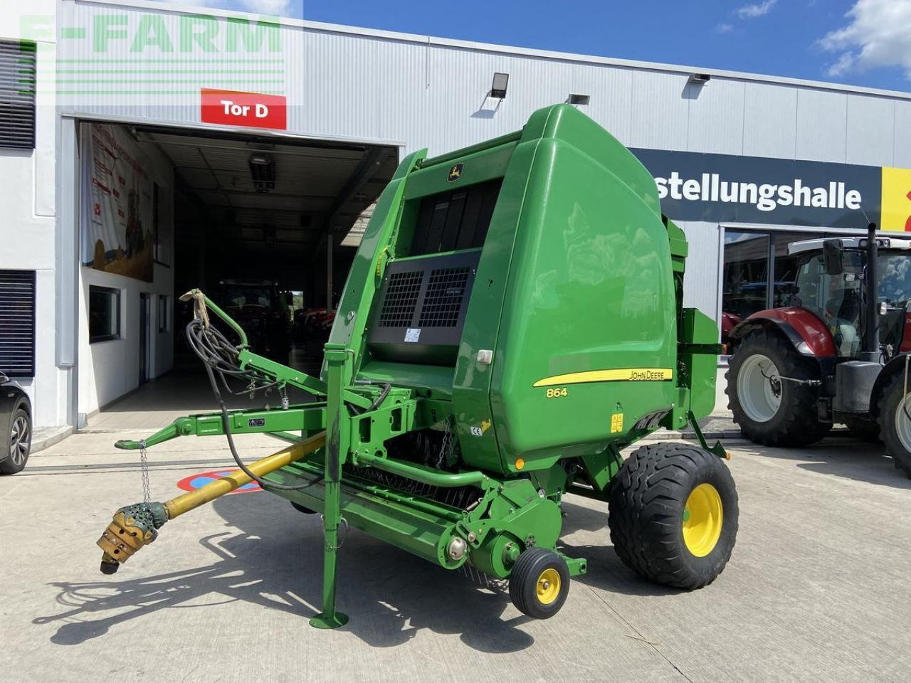 John Deere 864 - Firkantpresse: bilde 1 John Deere 864 - Firkantpresse: bilde 1