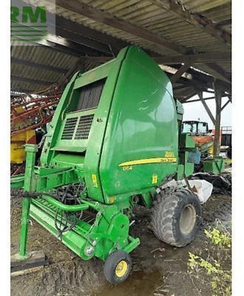 John Deere 864 maxicut - Firkantpresse: bilde 1 John Deere 864 maxicut - Firkantpresse: bilde 1