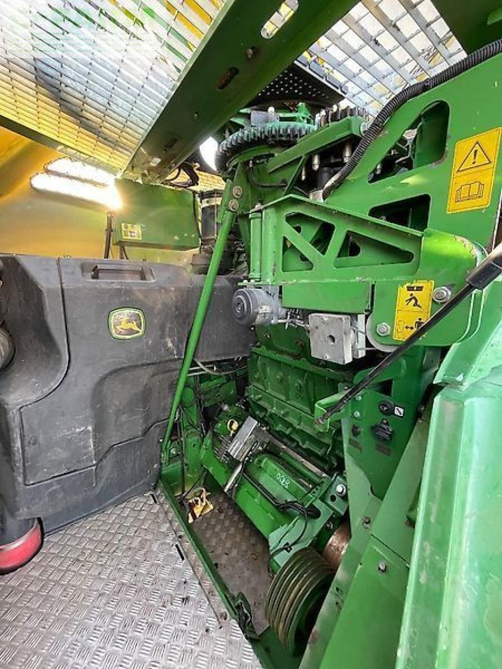 Forhøster John Deere 8700i: bilde 14