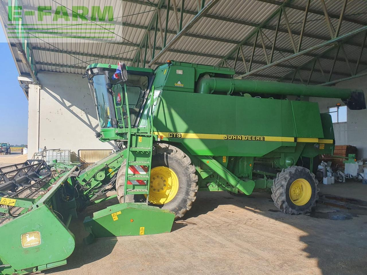 John Deere CTS - Skurtresker: bilde 1 John Deere CTS - Skurtresker: bilde 1