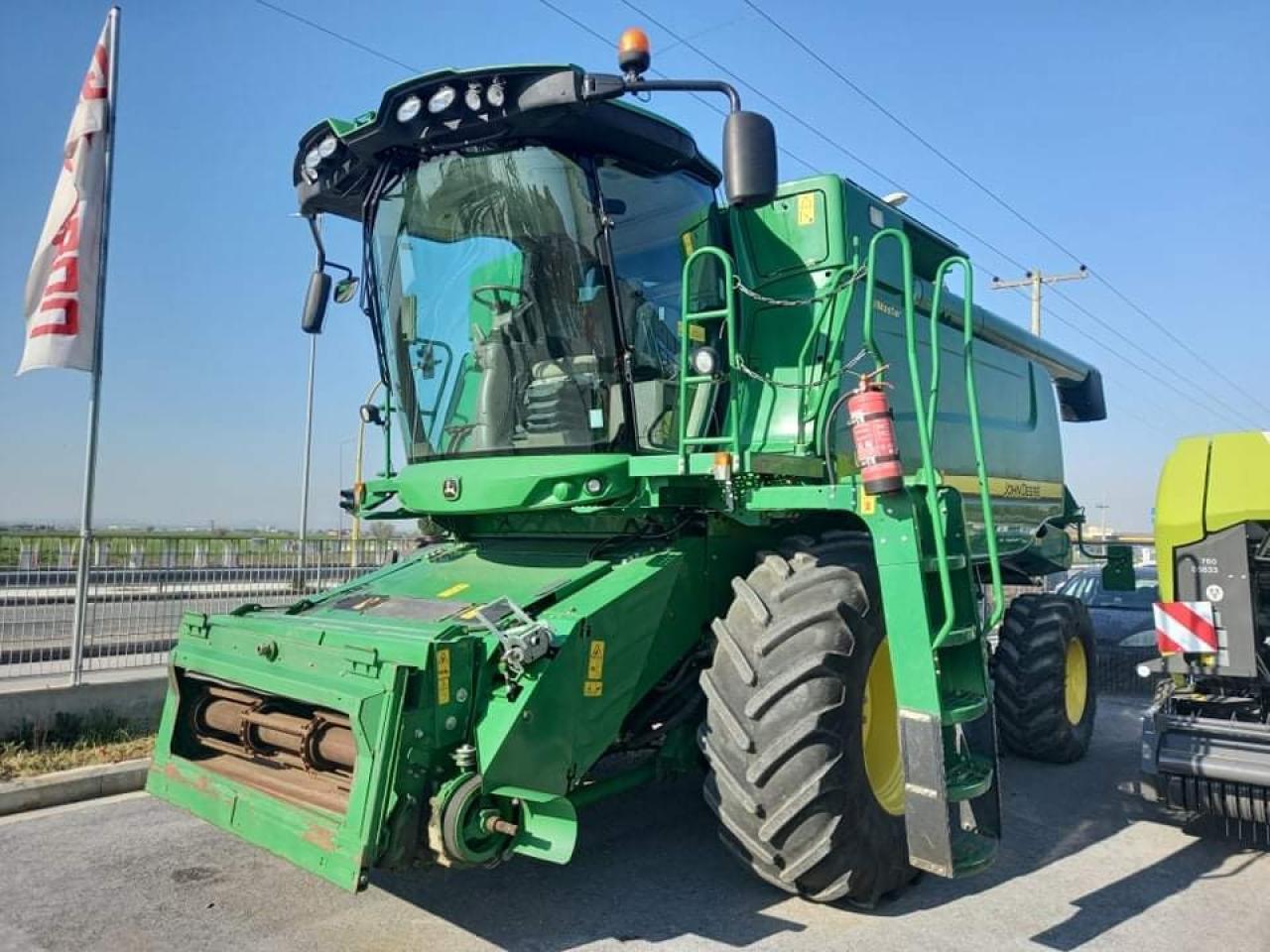 John Deere W650 - Skurtresker: bilde 2 John Deere W650 - Skurtresker: bilde 2