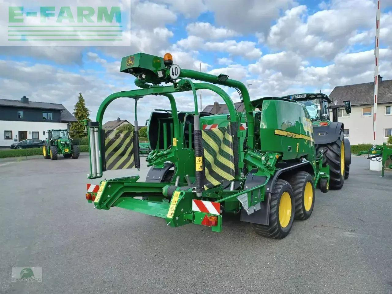 John Deere c441r - Firkantpresse: bilde 4 John Deere c441r - Firkantpresse: bilde 4