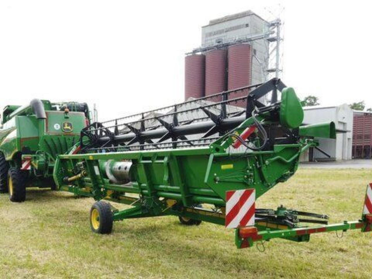 John Deere mähdrescher t 550 i - Skurtresker: bilde 4 John Deere mähdrescher t 550 i - Skurtresker: bilde 4