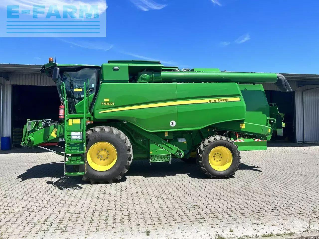 John Deere t560 - Skurtresker: bilde 1 John Deere t560 - Skurtresker: bilde 1