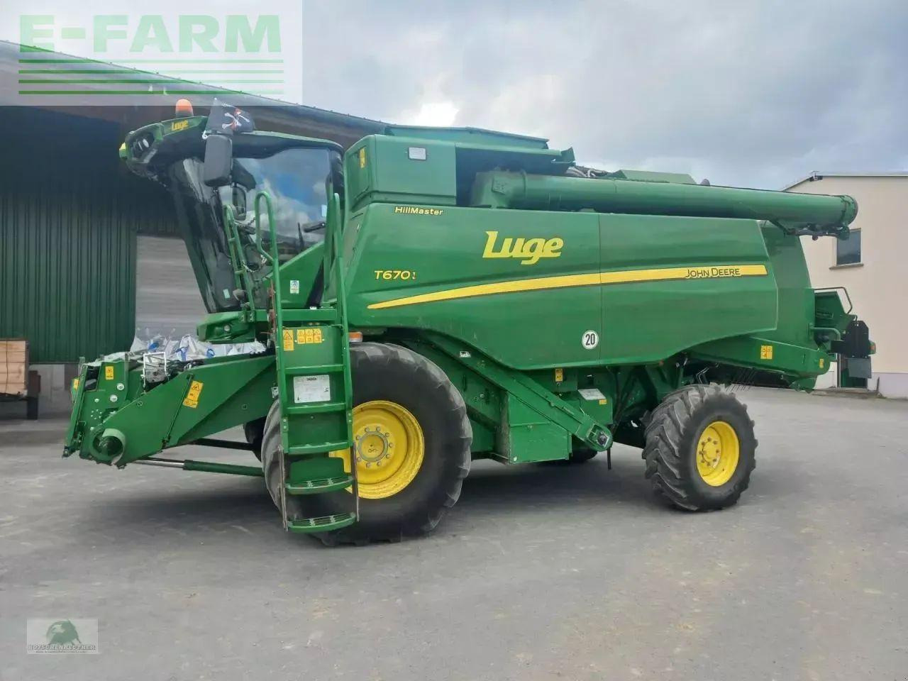 John Deere t670 hm - Skurtresker: bilde 1 John Deere t670 hm - Skurtresker: bilde 1