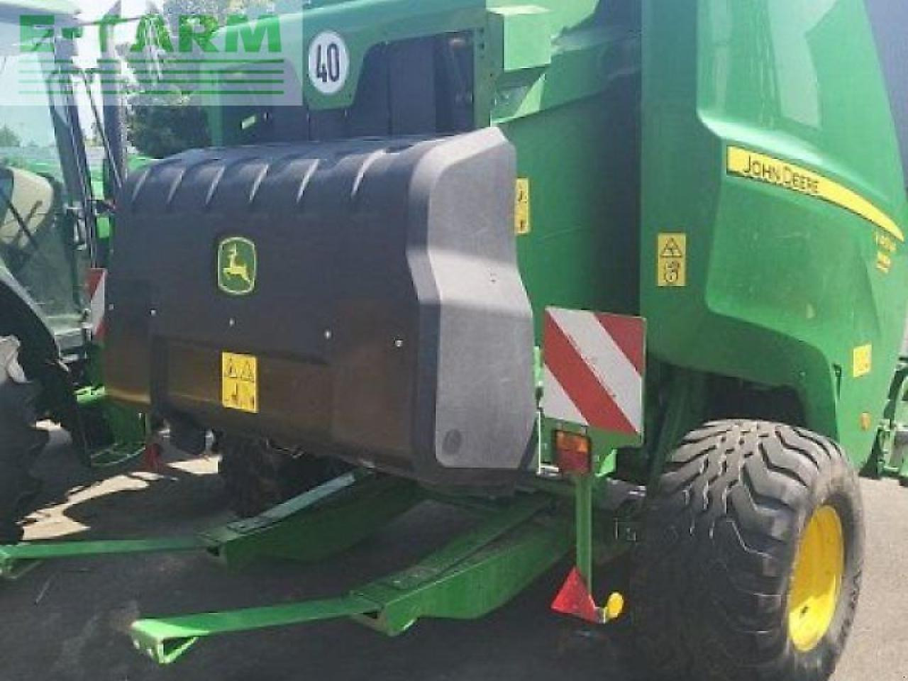 John Deere v 451 pm - Firkantpresse: bilde 2 John Deere v 451 pm - Firkantpresse: bilde 2