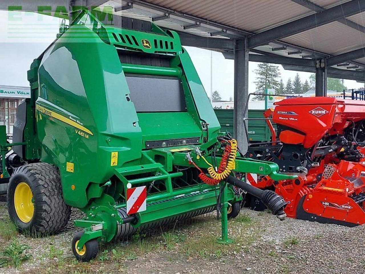 John Deere v461m - Firkantpresse: bilde 1 John Deere v461m - Firkantpresse: bilde 1