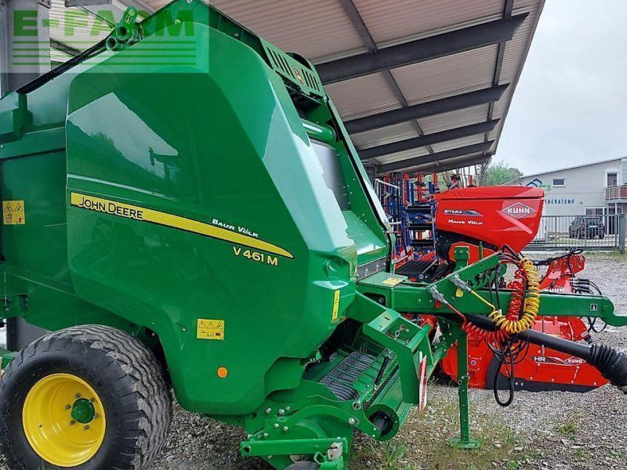 John Deere v461m - Firkantpresse: bilde 2 John Deere v461m - Firkantpresse: bilde 2