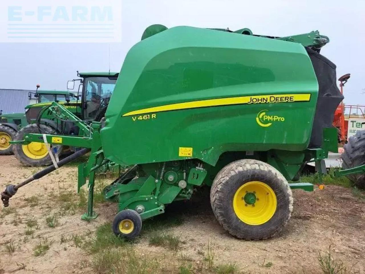John Deere v461r - Firkantpresse: bilde 1 John Deere v461r - Firkantpresse: bilde 1