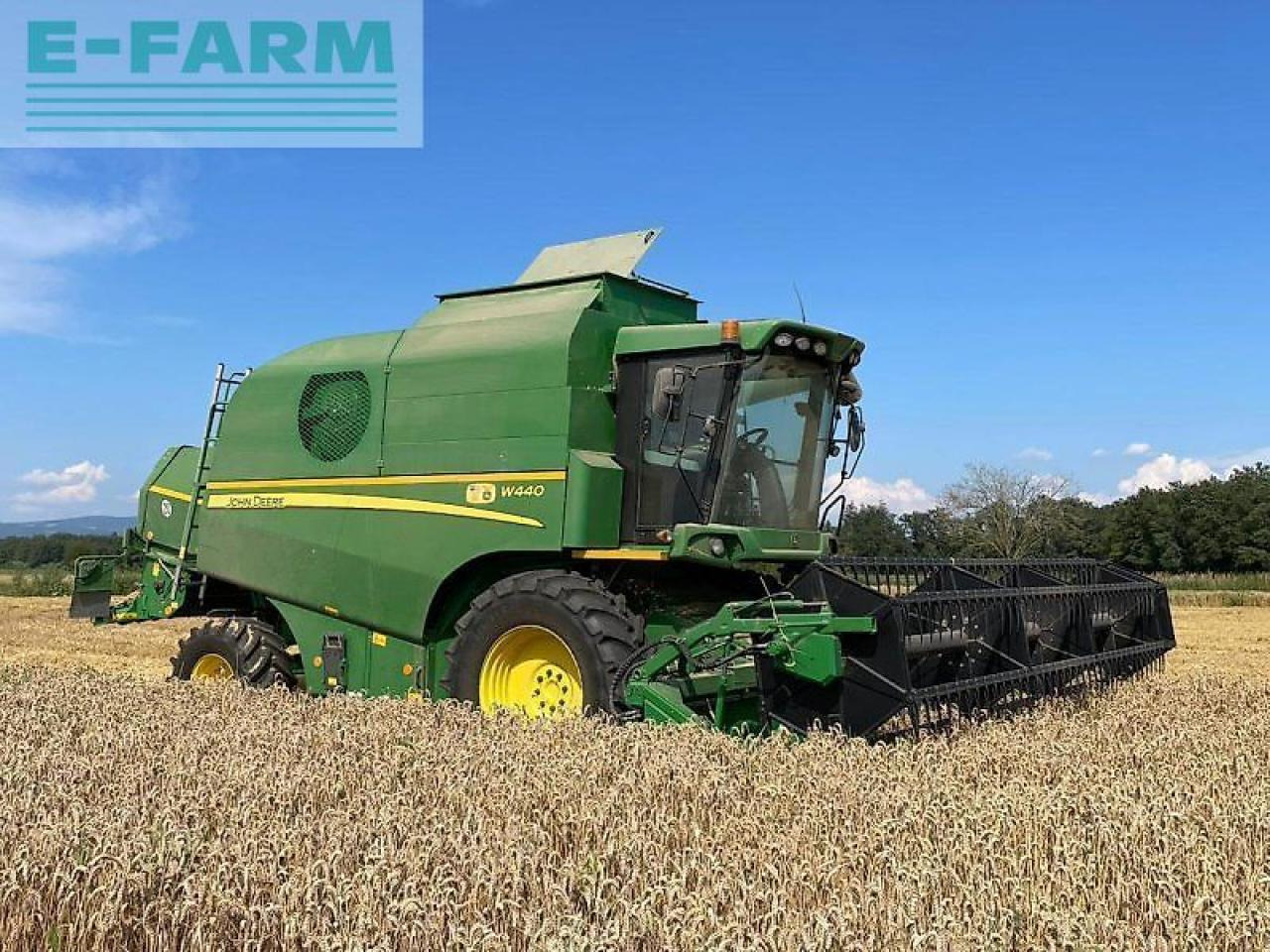 John Deere w440 ptc - Skurtresker: bilde 1 John Deere w440 ptc - Skurtresker: bilde 1