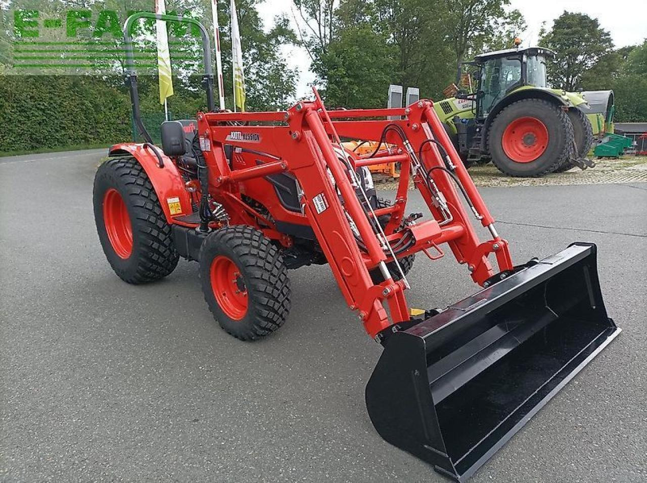 Kioti dk 4520 hs-eu - Traktor: bilde 3 Kioti dk 4520 hs-eu - Traktor: bilde 3