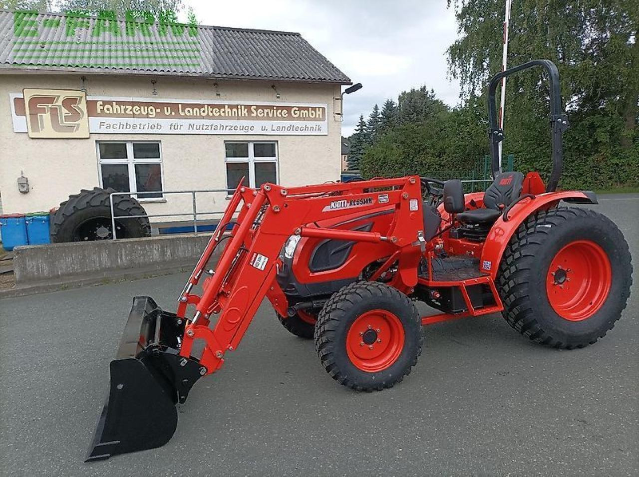 Kioti dk 4520 hs-eu - Traktor: bilde 1 Kioti dk 4520 hs-eu - Traktor: bilde 1