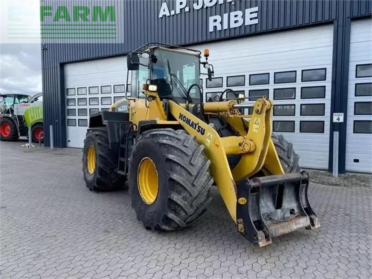 Komatsu wa320-5 - Minigraver: bilde 2 Komatsu wa320-5 - Minigraver: bilde 2