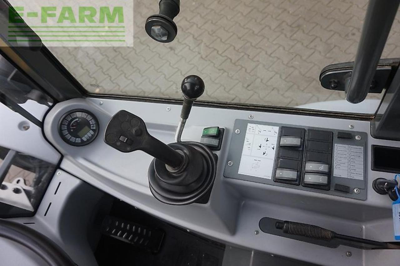 Kramer 750 - Minigraver: bilde 5 Kramer 750 - Minigraver: bilde 5