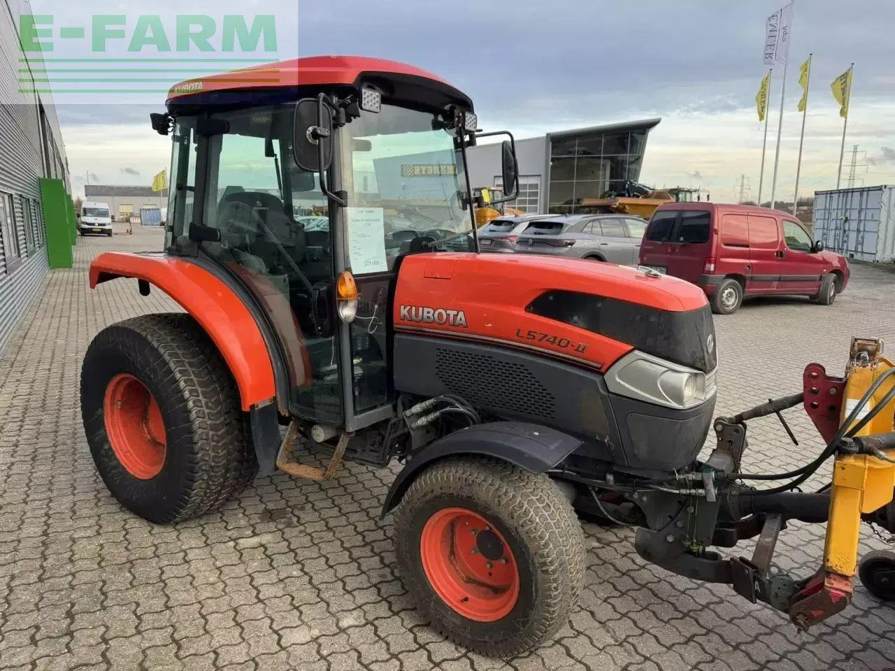 Kubota 5740 - Traktor: bilde 2 Kubota 5740 - Traktor: bilde 2