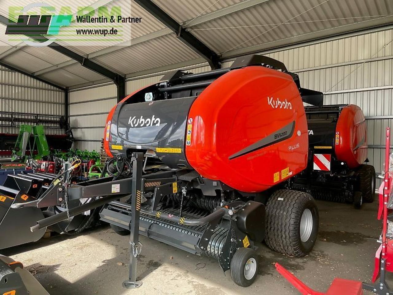 Kubota bv5200 sc14 plus - Firkantpresse: bilde 4 Kubota bv5200 sc14 plus - Firkantpresse: bilde 4