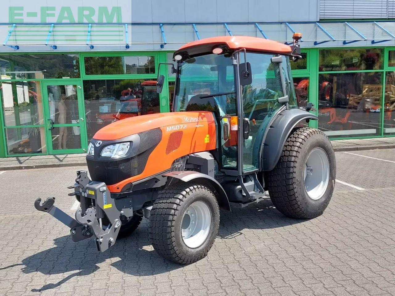 Kubota m5-072 narrow - Traktor: bilde 3 Kubota m5-072 narrow - Traktor: bilde 3