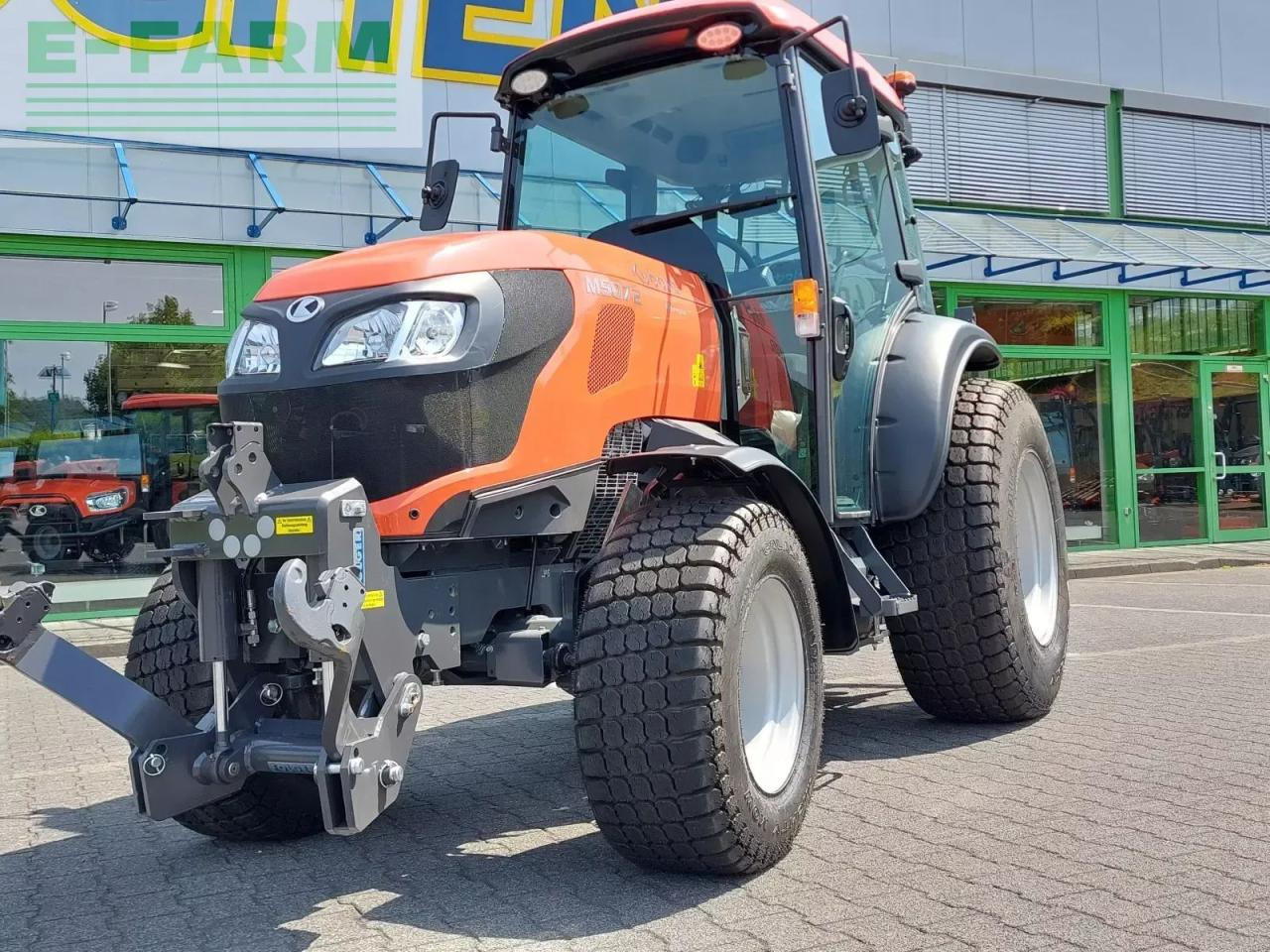 Kubota m5-072 narrow - Traktor: bilde 2 Kubota m5-072 narrow - Traktor: bilde 2