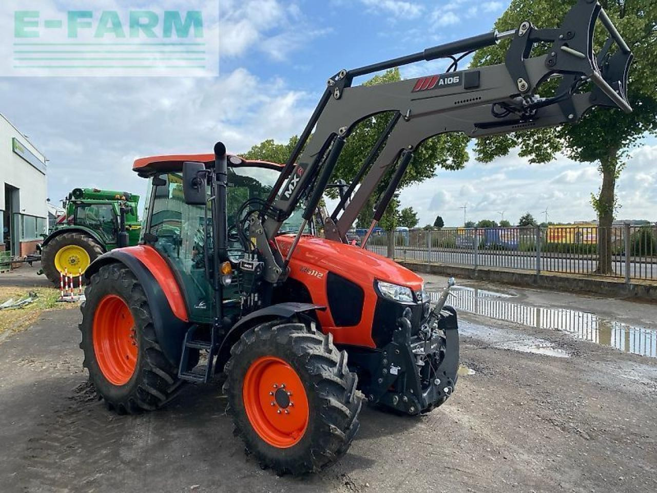 Kubota m5112 mit mx a106 frontlader - Traktor: bilde 2 Kubota m5112 mit mx a106 frontlader - Traktor: bilde 2