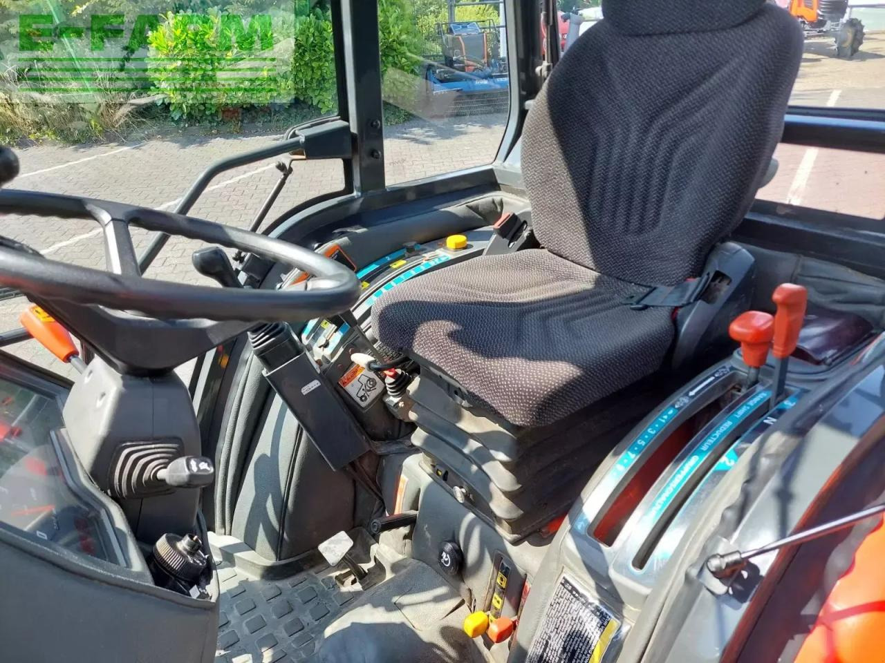 Kubota stv40 - Traktor: bilde 4 Kubota stv40 - Traktor: bilde 4