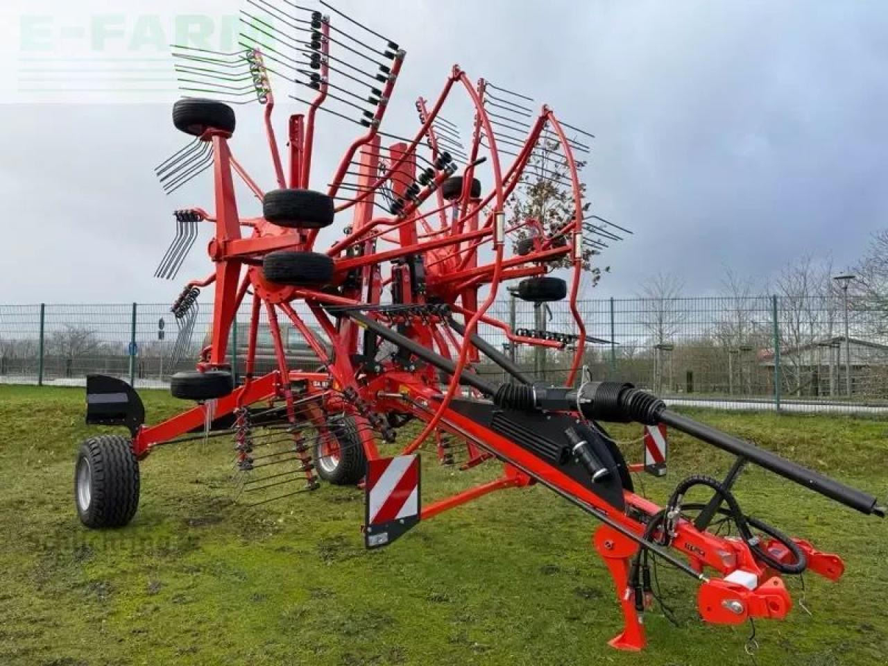 Kuhn ga8131 - Høyvender: bilde 1 Kuhn ga8131 - Høyvender: bilde 1