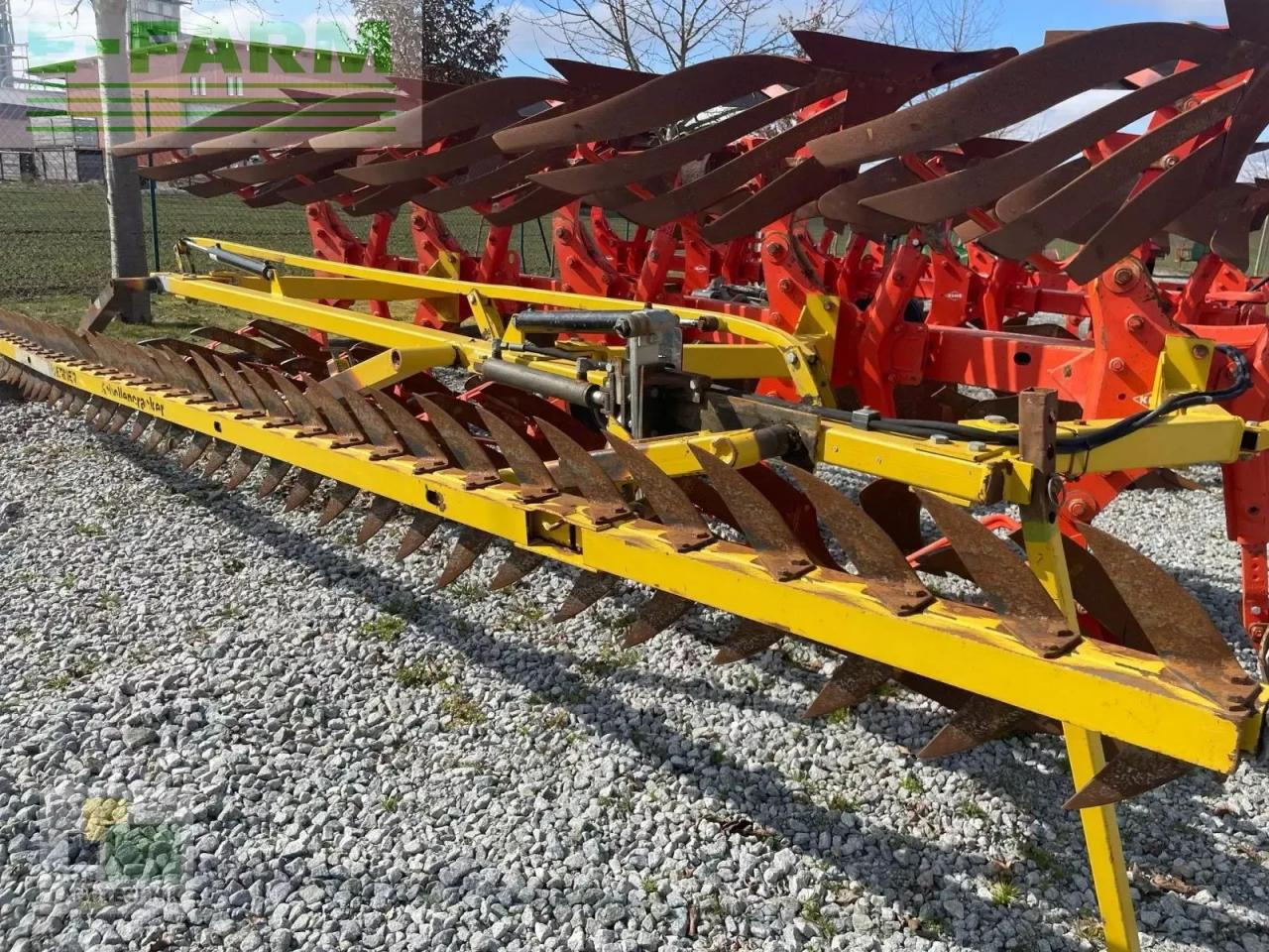 Kuhn vari-master 153 mit schollencracker - Plog: bilde 3 Kuhn vari-master 153 mit schollencracker - Plog: bilde 3