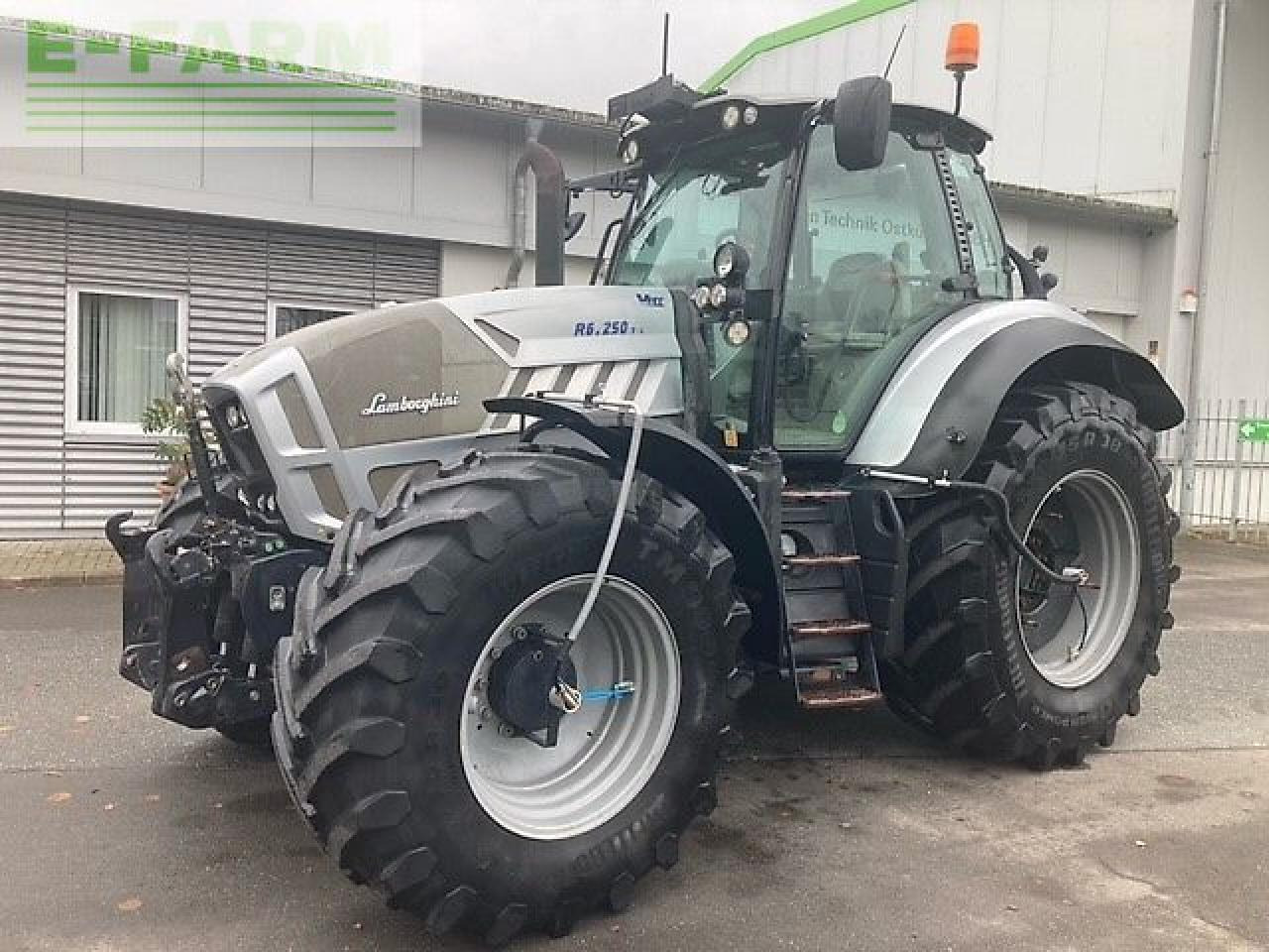 Lamborghini r6.250 t4i vrt - Traktor: bilde 1 Lamborghini r6.250 t4i vrt - Traktor: bilde 1