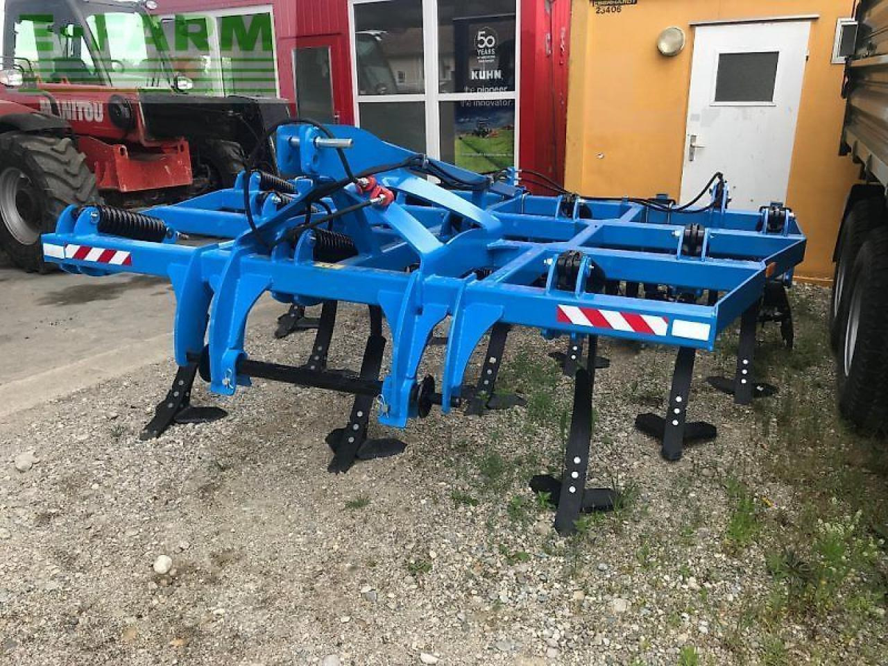 Lemken Flügelschargrubber 3,2m mit Dachringwalze hydr Tiefeneinstellung - Kultivator: bilde 1 Lemken Flügelschargrubber 3,2m mit Dachringwalze hydr Tiefeneinstellung - Kultivator: bilde 1