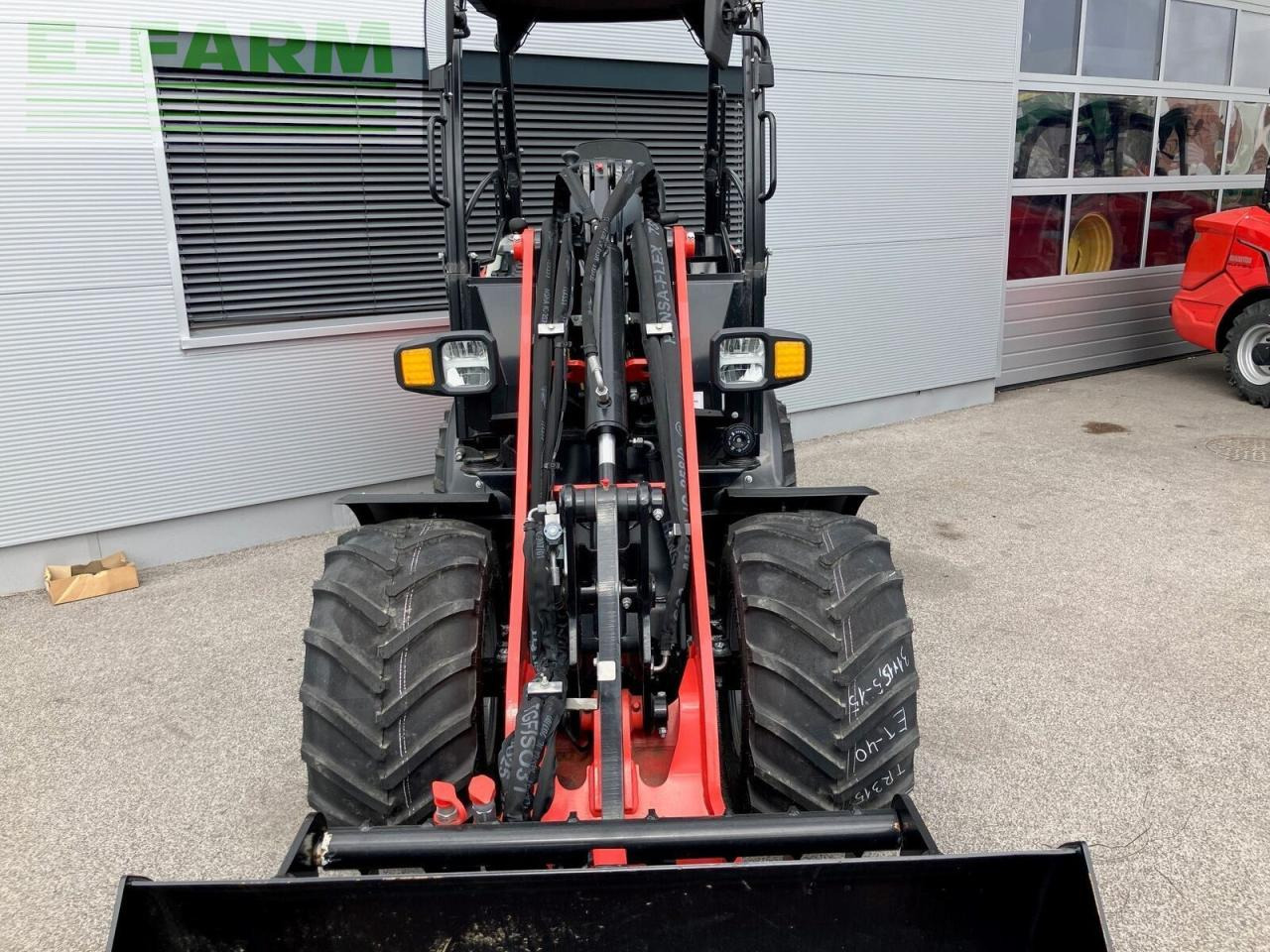 Manitou manitou mla 3-25 - Minigraver: bilde 4 Manitou manitou mla 3-25 - Minigraver: bilde 4
