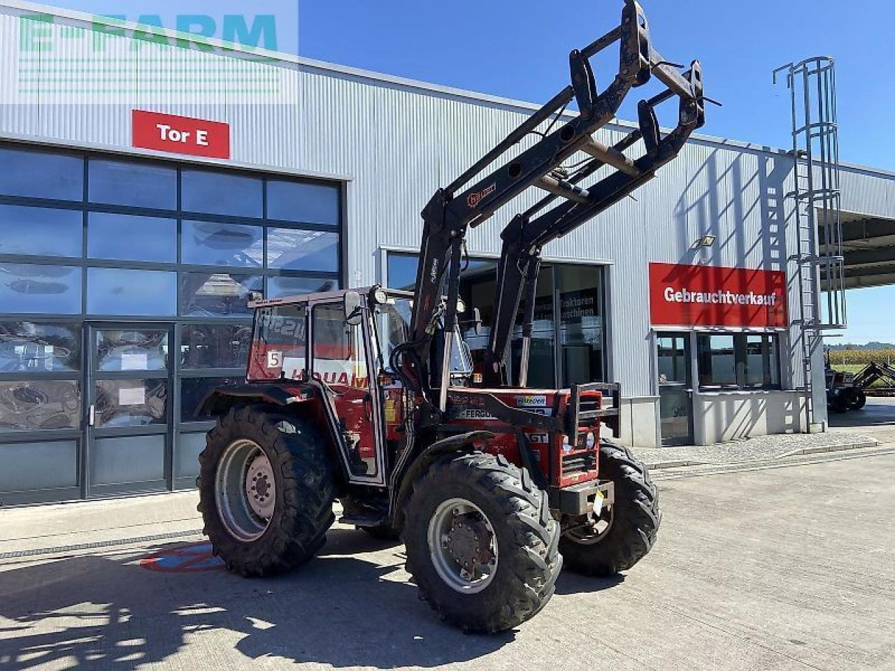 Massey Ferguson 373-4 gt - Traktor: bilde 3 Massey Ferguson 373-4 gt - Traktor: bilde 3