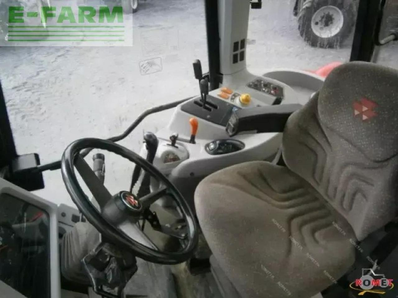 Massey Ferguson 5460 - Traktor: bilde 4 Massey Ferguson 5460 - Traktor: bilde 4