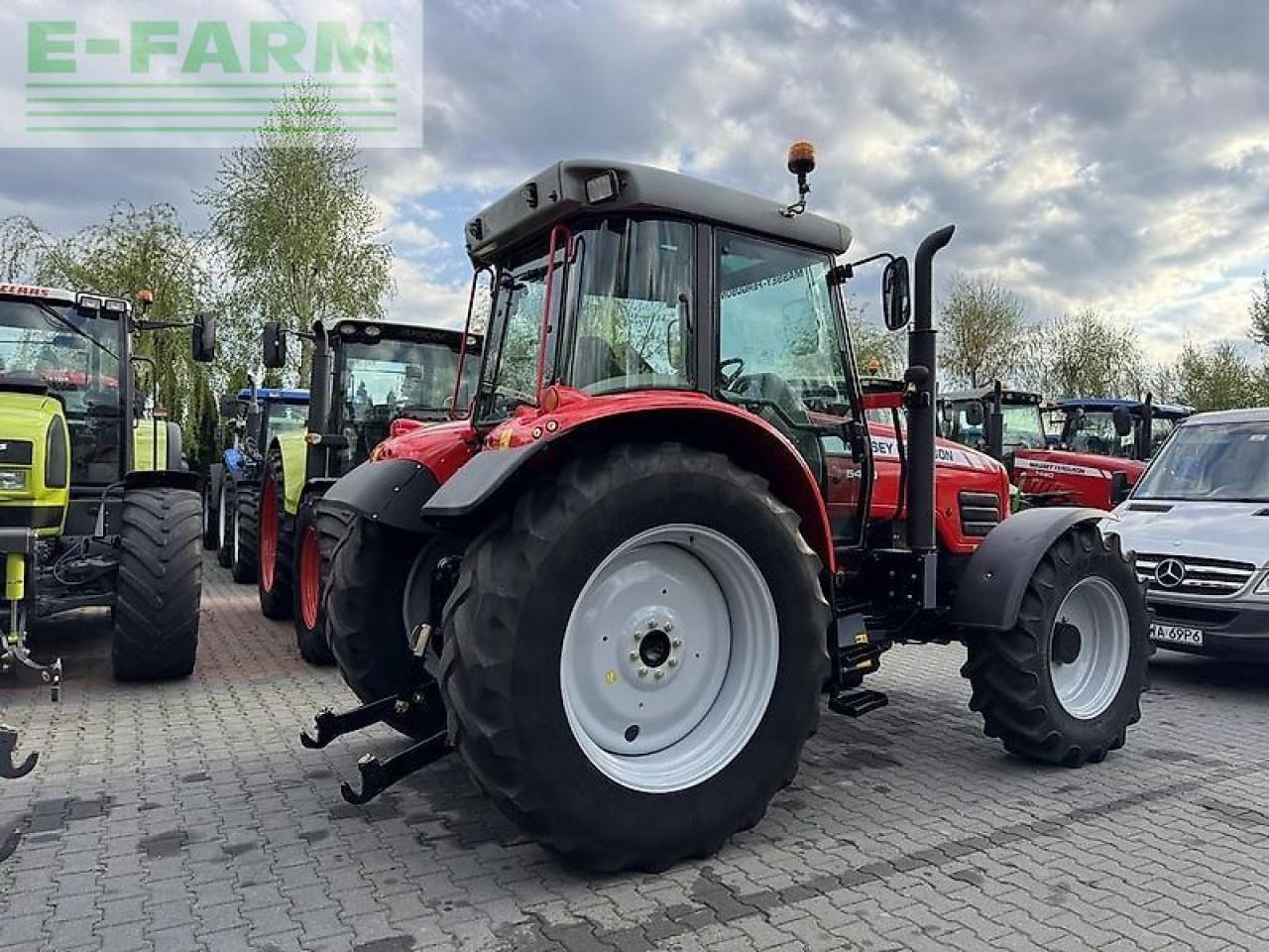 Massey Ferguson 5470 dyna-4 - Traktor: bilde 5 Massey Ferguson 5470 dyna-4 - Traktor: bilde 5