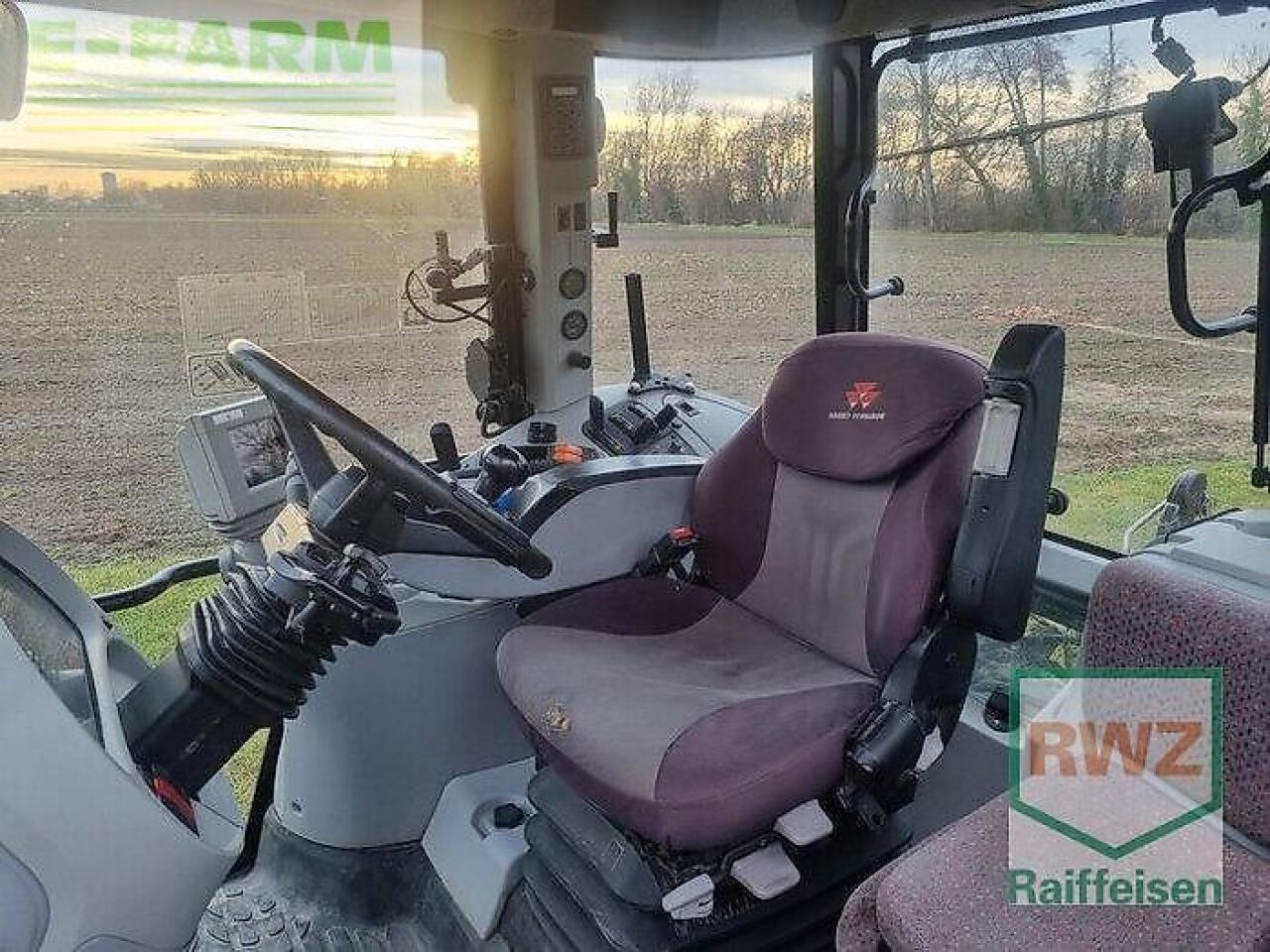 Massey Ferguson 6455 - Traktor: bilde 3 Massey Ferguson 6455 - Traktor: bilde 3