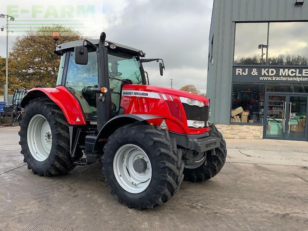 Massey Ferguson 6714s dyna6 tractor (st24943) - Traktor: bilde 2 Massey Ferguson 6714s dyna6 tractor (st24943) - Traktor: bilde 2